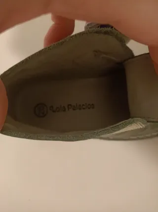 Botita charol gris niña lazo Lola Palacios. T25