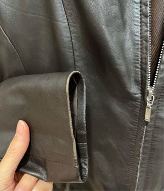 Chaqueta de cuero marrón