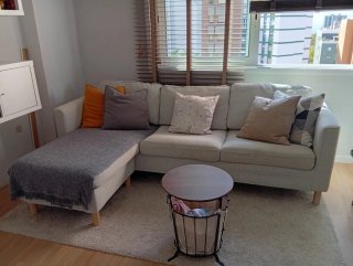 Sofá Ikea 3 plazas con chaiselongue beige