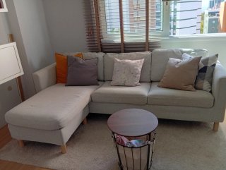 Sofá Ikea 3 plazas con chaiselongue beige
