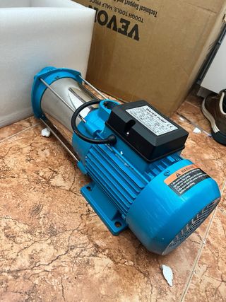 Bomba de agua centrífuga azul