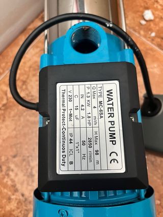 Bomba de agua centrífuga azul