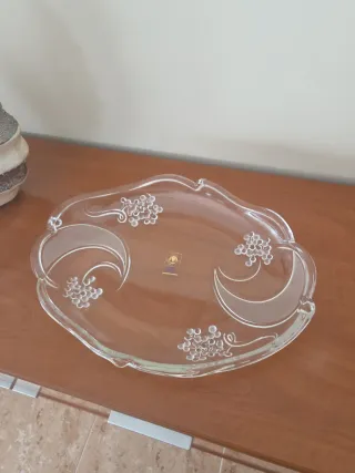 Bandeja de cristal decorada