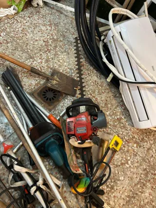 Máquinaria y herramientas