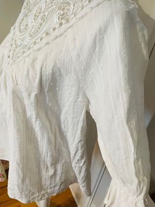 Blusa Free/Quent Encaje y Plumeti Blanca