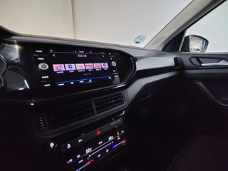 Volkswagen T-Cross Advance 1.0 TSI 81 kW (110 CV) DSG 7 vel.