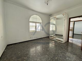 VIVIENDA DE DOS PLANTAS