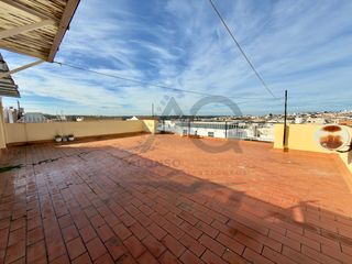 VIVIENDA DE DOS PLANTAS