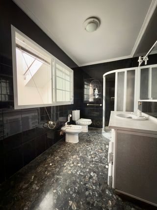 VIVIENDA DE DOS PLANTAS