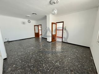 VIVIENDA DE DOS PLANTAS