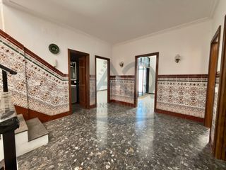 VIVIENDA DE DOS PLANTAS