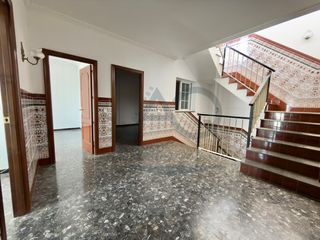 VIVIENDA DE DOS PLANTAS