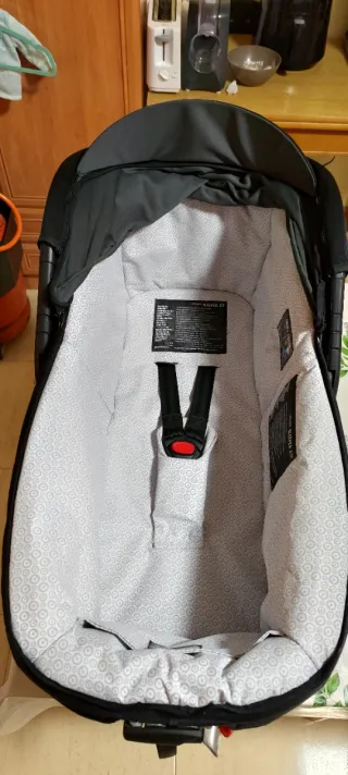 Silla de bebé con capazo