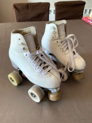 Patines 4 ruedas talla 32-33