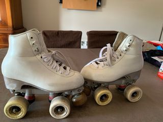 Patines 4 ruedas talla 32-33