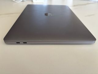 MacBook Pro 13” 2016 Touch Bar i5 256GB