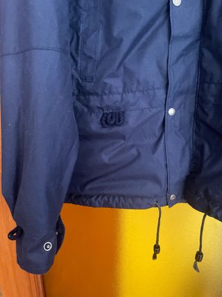 Cazadora azul marino