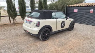 MINI Cabrio 2011