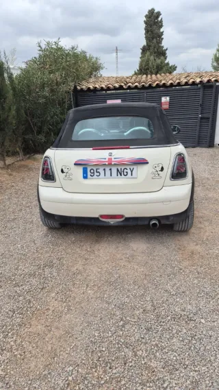 MINI Cabrio 2011