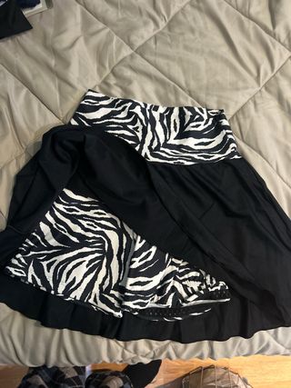 Falda Padel Negra con Estampado Cebra