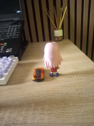 Figura Sakura Haruno y Cochecito