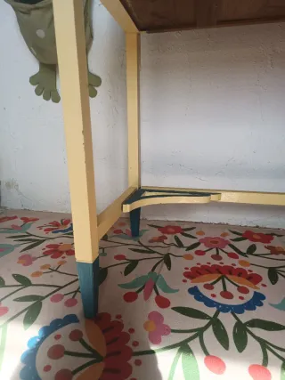 Tocador antiguo de madera.