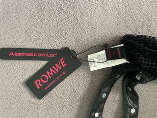 Malla de brazos con pinchos