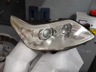 Faros Xenón Citroën C4 Direccionados