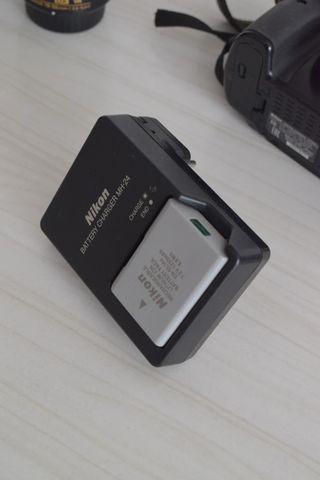 Nikon D5300 + Objetivo Nikkor 18-55mm