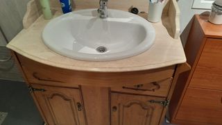 PISO CON ASCENSOR Y 2 PATIOS EN YECLA