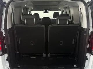 Ford Grand Tourneo Connec 2023