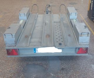 Remolque porta motos con cajones