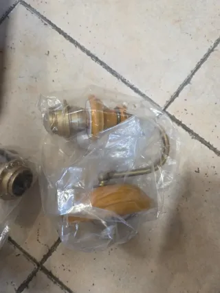 Aplique de pared madera y metal