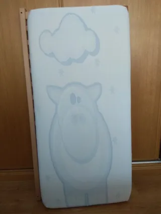 Cuna de madera "Micuna"