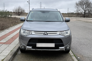 Mitsubishi Outlander 2015