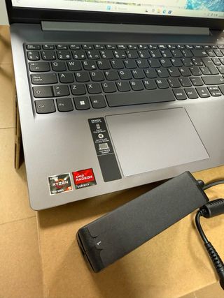 LENOVO IPAD SLIM 3 512 SSD 16 RAM RYZEN 5