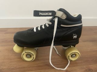 Patines ROOKIE T.42 + Protecciones Muñeca