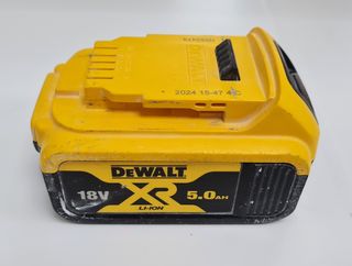 DEWALT Martillo Perforador DCH133 Batería 18V 5.0A