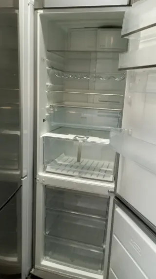 Nevera Electrolux No Frost 185 cm de alto