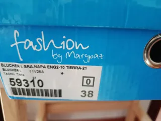 Zapatos planos beige mujer