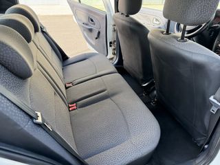 Renault Clio 1.2 gasolina 5 puertas