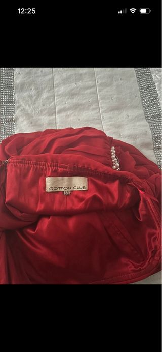 Vestido rojo pedrería talla S