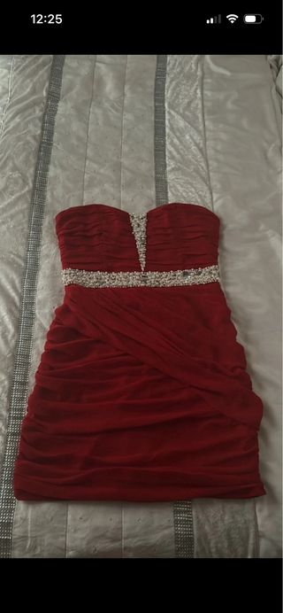 Vestido rojo pedrería talla S