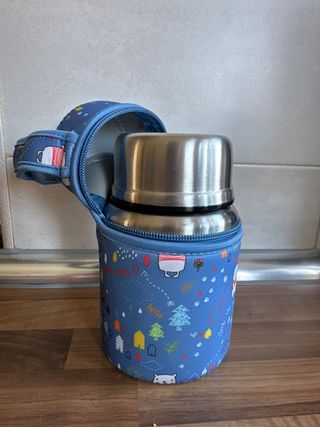 Termo infantil con funda azul
