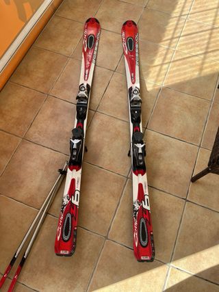 Esquís Rossignol con bastones