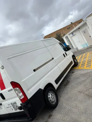 Peugeot e-Boxer 2011