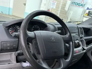 Peugeot e-Boxer 2011