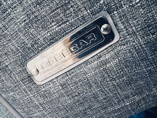 Carrito de bebé gris