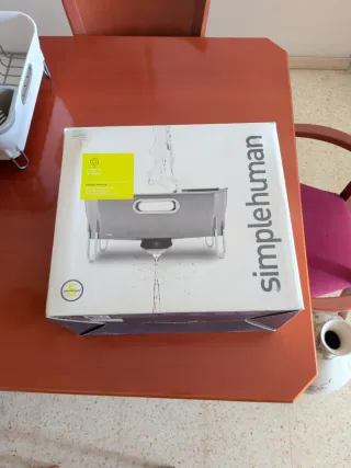 Escurreplatos simplehuman