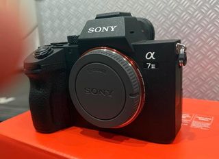 Cámara Sony Alpha a7 III